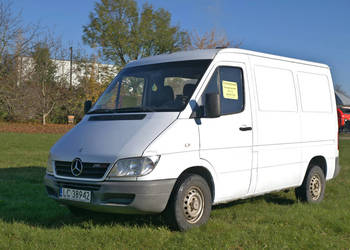 MERCEDES-BENZ SPRINTER 211 CDI