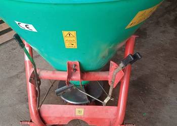 Rozsiewacz lejek 400 litrów