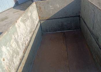 Przyczepka samochodowa lekka wysokie burty wykonana z grubego profila