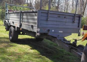 Rozrzutnik jednoosiowy czarna białostocka 3.5 T Rozrzutnik obornika