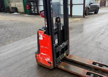 wózek paletowy z masztem LINDE L12 wolny skok paleciak elektryczny