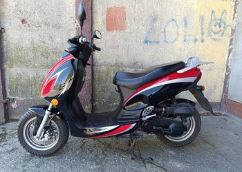 Naprawa skuterów motorowerów motocykli quadów