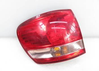 LAMPA LEWA TYLNA TOYOTA AVENSIS VERSO (M2) 