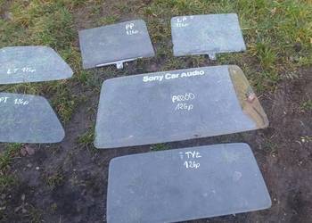 FIT 126P Maluch szyba przód tył boczna trójkątna uchylna