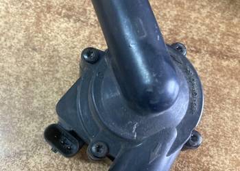 AUDI vw TDI  dodatkowa pompa wody 03L965561A