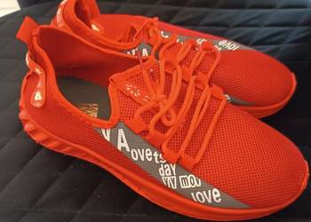 Buty sportowe wygodne.nowe 40