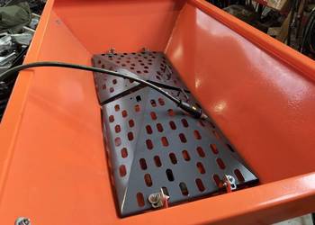 Nowy Rozsiewacz  600 l  DEMAROL – Efektywny Wysiew Nawozów !