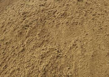 Piach piasek zasypowy pod fundamęty kanalizacja