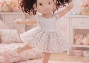 Lalka szmaciana stojąca i siedząca