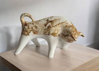 Znak zodiaku BYK Figurka Byczek ceramiczny, ręcznie malowany