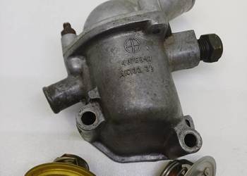 Fiat 125p obudowa termostatu