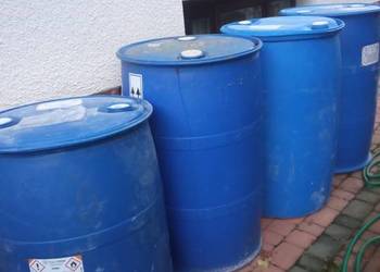 Beczki plastikowe 200l