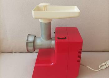 Stara zabytkowa maszynka do mielenia mięsa Zelmer typ 686.5 z czasów PRL