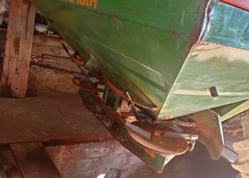 Rozsiewacz AMAZONE ZU 1001