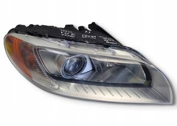 LAMPA Volvo V70 III S80 II PRZEDNIA PRAWA XENON prawy przód 31214348