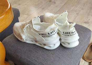 Adidasy