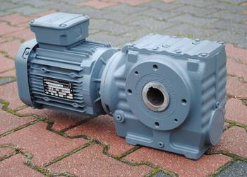 Motoreduktor kątowy 1.5kw. 40obr./min. firmy SEW