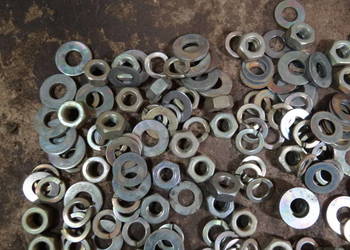 nakrętki + podkładki  ESKA 10mm 1 kg org, DDR