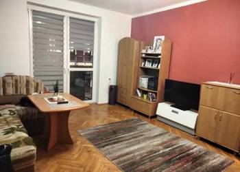 Sprzedam jasne mieszkanie 38m kw. w samym sercu miasta - Rynku wrocławskim!