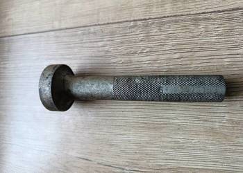 Narzędzie specjalne wybijak (pobijak)