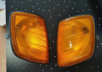 Mercedes W124 Kierunkowskazy Przednie Hella Pomarańczowe Super Stan