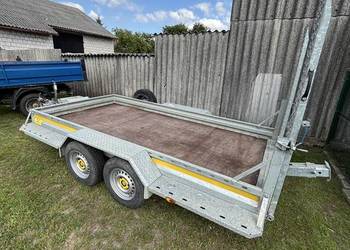 Transport maszyn przyczepa 3.5t dmc