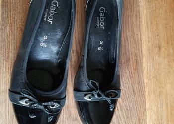 Oryginalne klasyczne czarne czółenka marki Gabor, rozmiar 40, tęgość G