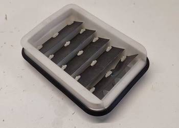 MAZDA 2 TOYOTA YARIS IV KRATKA BAGAŻNIKA 62940-02260