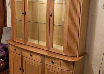 Witryna stołowa podswietlana