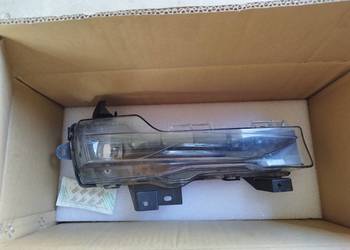 TESLA MODEL III Y LIFT HALOGEN LED DRL PRAWY 1507933-00-C EUROPA P-169