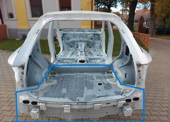 LEXUS RX500H V 5 2023-  PAS TYŁ WANNA