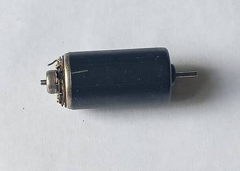 Silnik do lokomotywy BR 23 Piko H0