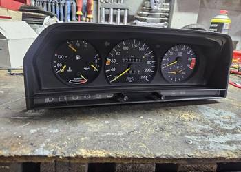Zegar Prędkościomierz  Mercedes Benz W201 190 Benzyna