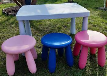 Stolik + stołki (3 sztuki) IKEA MAMMUT – bardzo dobry stan