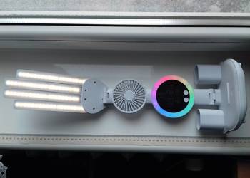 Lampa akumulatorowa stojąca, przycisk dotykowy, regulowana poczwórna, LED R