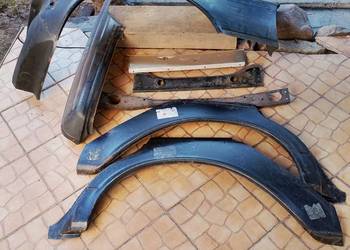 Mercedes 123 zestaw maska czesci  stare zapasy lezaki