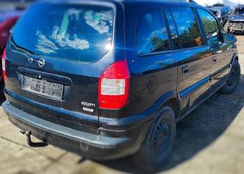 Opel Zafira A klapa tył