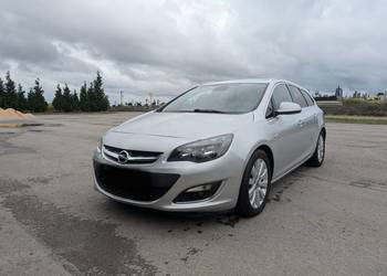 Opel Astra J