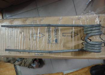 Palec sprężyna przetrząsarki karuzelowej polskiej 5260020420