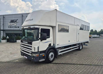 Scania P94 300 4X2 Scania P94LB 300 4X2 / KONIOWÓŻ / DO PRZEWOZU ZWIERZĄT …