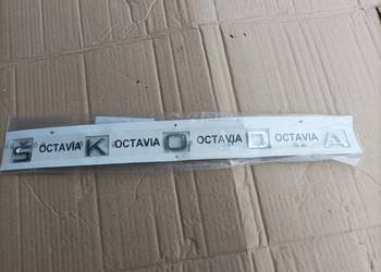 SKODA OCTAVIA IV emblemat tył nowy org. 5E3853687G2ZZ