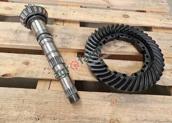 Tylny wałek atakujący z kołem Valtra C90, M120