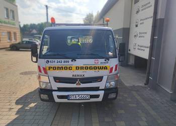 Mitsubishi Canter Autolaweta Pomoc drogowa