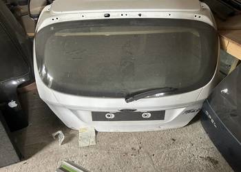 TYLNA KLAPA FORD FIESTA MK7
