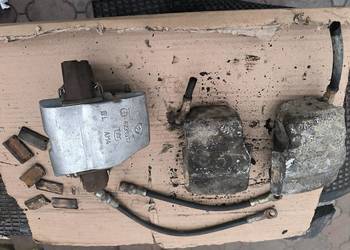 Polonez FSO fiat 125  zaciski hamulcowe  zacisk L  i P przód
