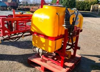 Opryskiwacz biardzki 600l 12m