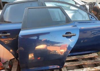 drzwi kompletne Kia Ceed I 06-12 lak. A8 prawe lub lewe