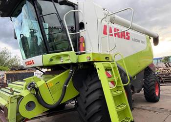 Kombajn zbożowy Claas Lexion 560 rok prod. 2009  heder V750