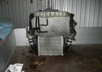 komplet chlodnic cabstar 2.5 dci intercooler chlodnica wody