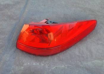 PEUGEOT 607 LIFT LAMPA PRAWY TYŁ